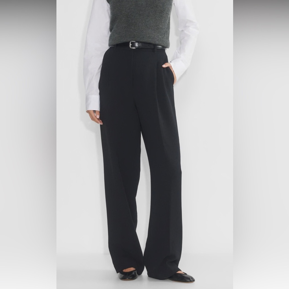 Aritizia Effortless Pant